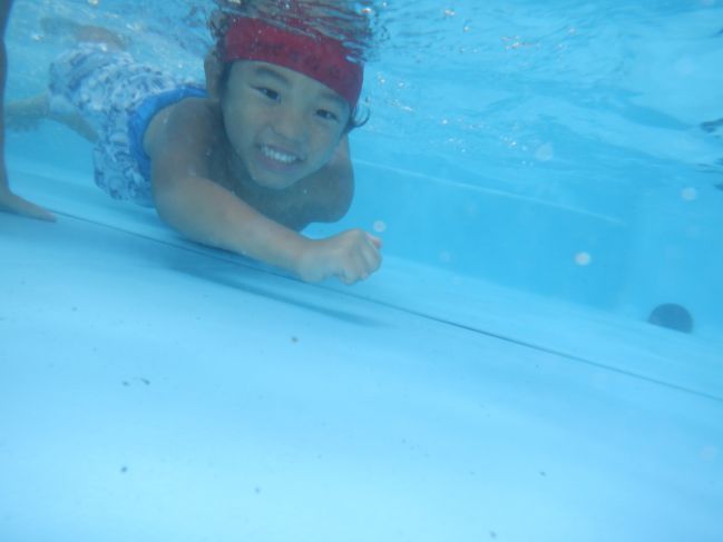 プール遊び 楽しいね