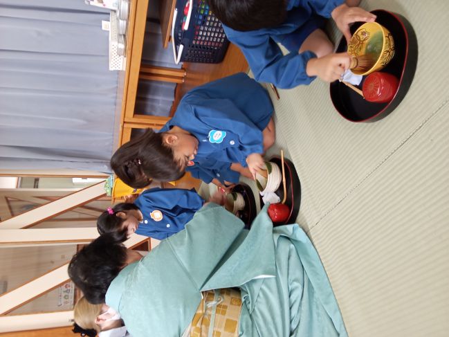 きりん組さん　初めてのお茶