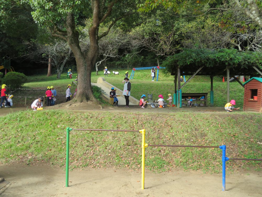 園庭遊び