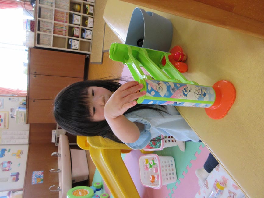 お部屋であそぼう