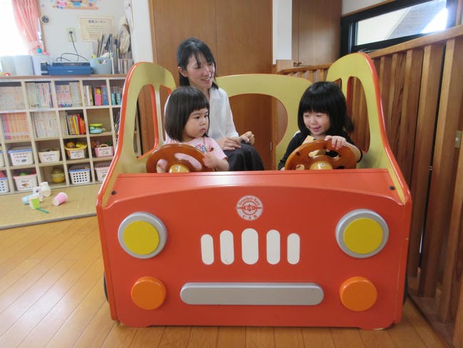 お部屋であそぼう